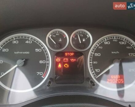Сірий Пежо 307, об'ємом двигуна 1.59 л та пробігом 290 тис. км за 4200 $, фото 6 на Automoto.ua