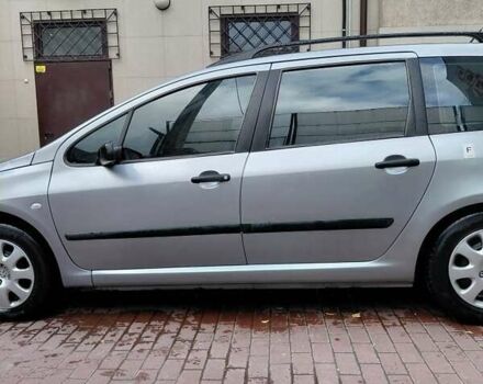 Серый Пежо 307, объемом двигателя 1.4 л и пробегом 400 тыс. км за 3500 $, фото 3 на Automoto.ua