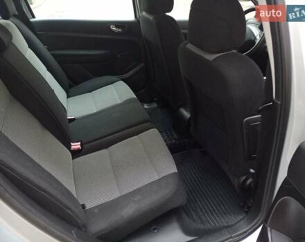 Серый Пежо 307, объемом двигателя 1.4 л и пробегом 171 тыс. км за 3400 $, фото 13 на Automoto.ua