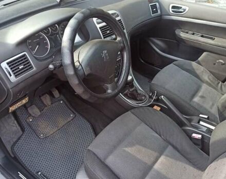 Серый Пежо 307, объемом двигателя 2 л и пробегом 520 тыс. км за 4600 $, фото 2 на Automoto.ua