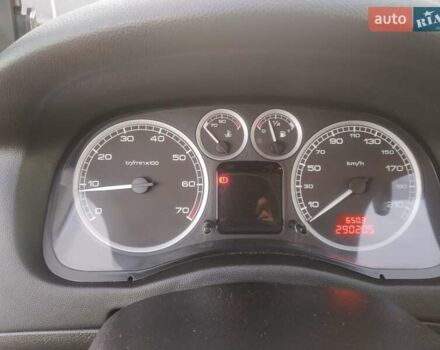 Сірий Пежо 307, об'ємом двигуна 1.59 л та пробігом 290 тис. км за 4200 $, фото 5 на Automoto.ua