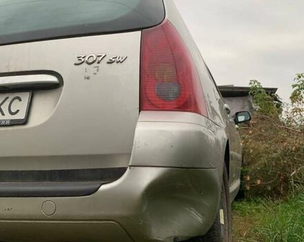Сірий Пежо 307, об'ємом двигуна 1.6 л та пробігом 296 тис. км за 2600 $, фото 4 на Automoto.ua