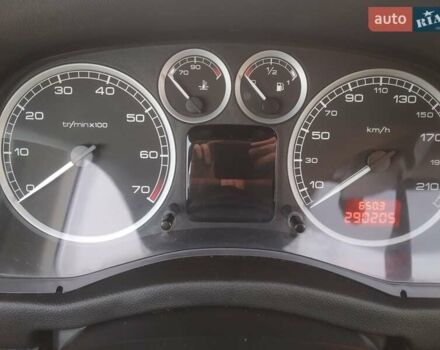 Сірий Пежо 307, об'ємом двигуна 1.59 л та пробігом 290 тис. км за 4200 $, фото 3 на Automoto.ua