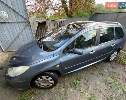 Сірий Пежо 307, об'ємом двигуна 1.6 л та пробігом 321 тис. км за 4200 $, фото 2 на Automoto.ua