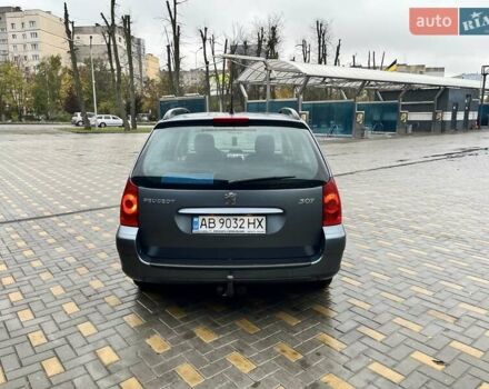 Серый Пежо 307, объемом двигателя 1.36 л и пробегом 320 тыс. км за 4100 $, фото 6 на Automoto.ua