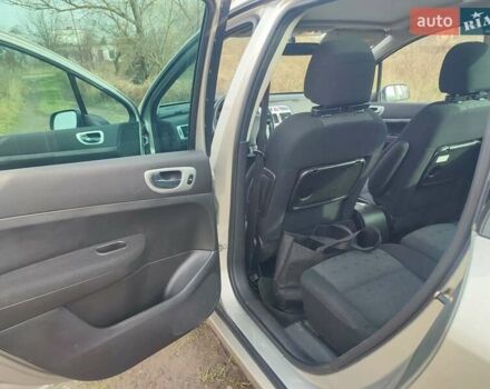 Серый Пежо 307, объемом двигателя 1.6 л и пробегом 223 тыс. км за 4950 $, фото 9 на Automoto.ua