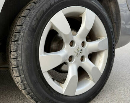 Серый Пежо 307, объемом двигателя 1.59 л и пробегом 227 тыс. км за 3650 $, фото 9 на Automoto.ua