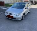 Серый Пежо 307, объемом двигателя 0 л и пробегом 300 тыс. км за 1999 $, фото 1 на Automoto.ua