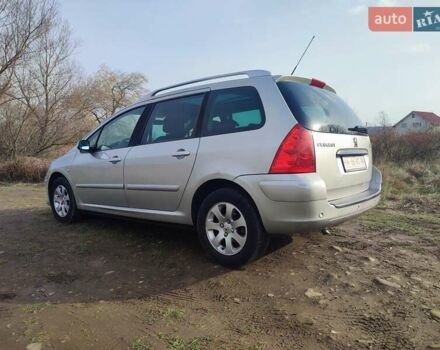 Серый Пежо 307, объемом двигателя 1.6 л и пробегом 223 тыс. км за 4950 $, фото 3 на Automoto.ua