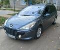 Серый Пежо 307, объемом двигателя 1.36 л и пробегом 223 тыс. км за 3800 $, фото 1 на Automoto.ua