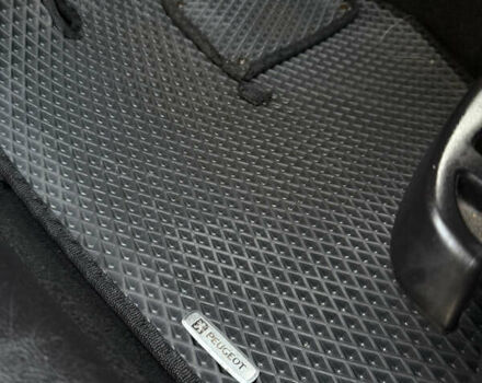 Серый Пежо 307, объемом двигателя 1.59 л и пробегом 227 тыс. км за 3650 $, фото 20 на Automoto.ua