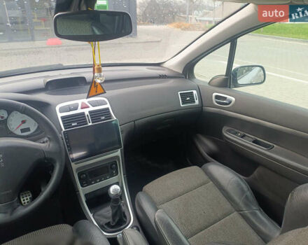Сірий Пежо 307, об'ємом двигуна 1.56 л та пробігом 340 тис. км за 4500 $, фото 20 на Automoto.ua