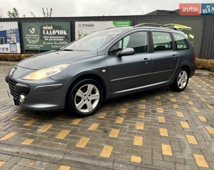 Серый Пежо 307, объемом двигателя 1.36 л и пробегом 320 тыс. км за 4100 $, фото 2 на Automoto.ua