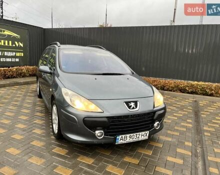 Серый Пежо 307, объемом двигателя 1.36 л и пробегом 320 тыс. км за 4100 $, фото 8 на Automoto.ua