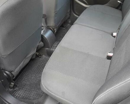 Сірий Пежо 307, об'ємом двигуна 1.36 л та пробігом 170 тис. км за 4200 $, фото 2 на Automoto.ua