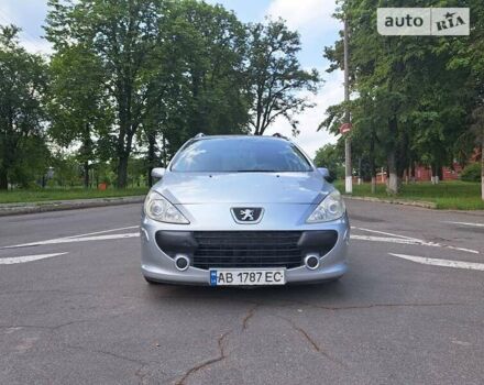 Серый Пежо 307, объемом двигателя 2 л и пробегом 320 тыс. км за 4400 $, фото 1 на Automoto.ua