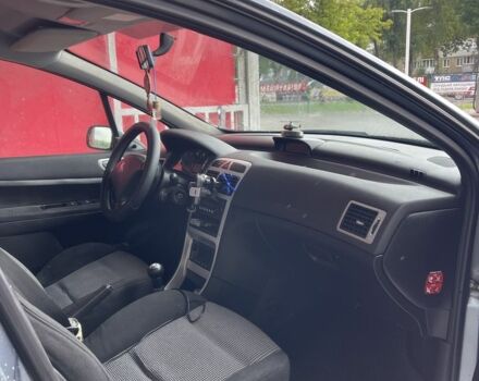 Сірий Пежо 307, об'ємом двигуна 1.6 л та пробігом 301 тис. км за 3600 $, фото 4 на Automoto.ua