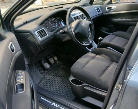 Сірий Пежо 307, об'ємом двигуна 2.01 л та пробігом 229 тис. км за 4900 $, фото 4 на Automoto.ua