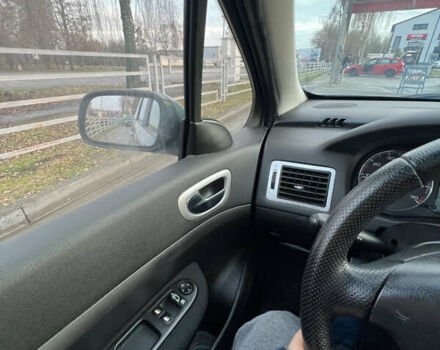 Серый Пежо 307, объемом двигателя 1.6 л и пробегом 242 тыс. км за 4800 $, фото 5 на Automoto.ua