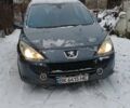Серый Пежо 307, объемом двигателя 1.59 л и пробегом 285 тыс. км за 3800 $, фото 1 на Automoto.ua