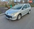 Сірий Пежо 307, об'ємом двигуна 1.59 л та пробігом 284 тис. км за 4300 $, фото 8 на Automoto.ua