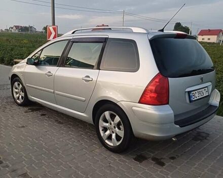 Серый Пежо 307, объемом двигателя 2 л и пробегом 340 тыс. км за 3700 $, фото 3 на Automoto.ua