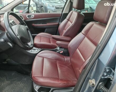 Серый Пежо 307, объемом двигателя 2 л и пробегом 297 тыс. км за 5390 $, фото 12 на Automoto.ua