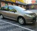 Серый Пежо 307, объемом двигателя 1.6 л и пробегом 300 тыс. км за 3900 $, фото 1 на Automoto.ua
