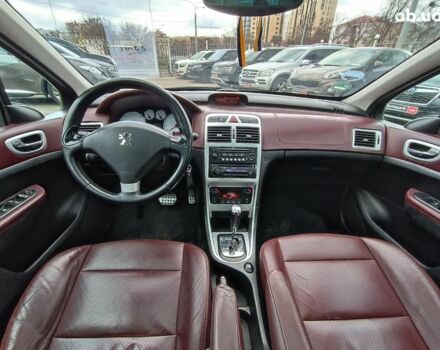 Серый Пежо 307, объемом двигателя 2 л и пробегом 297 тыс. км за 5390 $, фото 26 на Automoto.ua