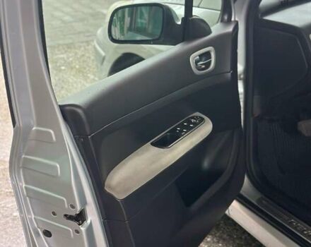 Серый Пежо 307, объемом двигателя 2 л и пробегом 265 тыс. км за 5000 $, фото 6 на Automoto.ua