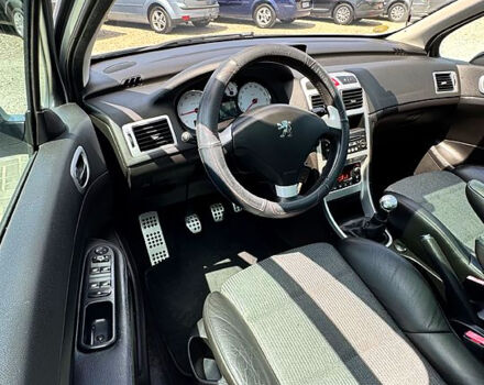 Серый Пежо 307, объемом двигателя 2 л и пробегом 219 тыс. км за 5600 $, фото 9 на Automoto.ua