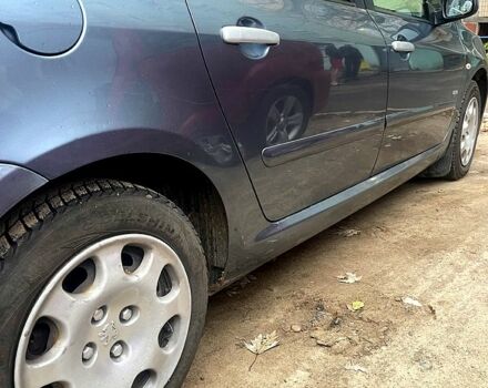 Серый Пежо 307, объемом двигателя 1.6 л и пробегом 370 тыс. км за 4500 $, фото 5 на Automoto.ua