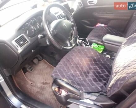 Сірий Пежо 307, об'ємом двигуна 1.59 л та пробігом 262 тис. км за 4000 $, фото 1 на Automoto.ua