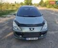 Серый Пежо 307, объемом двигателя 1.59 л и пробегом 177 тыс. км за 4500 $, фото 1 на Automoto.ua
