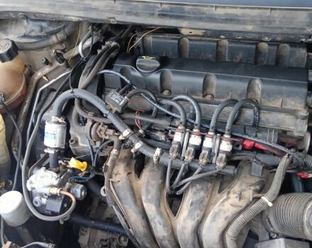 Серый Пежо 307, объемом двигателя 2 л и пробегом 300 тыс. км за 2400 $, фото 11 на Automoto.ua