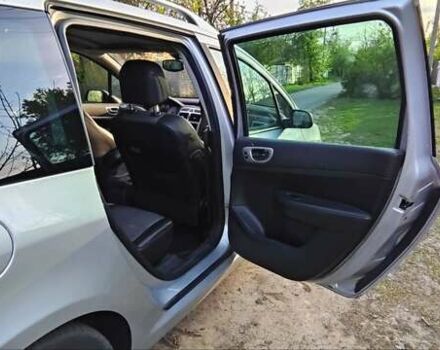 Серый Пежо 307, объемом двигателя 2 л и пробегом 290 тыс. км за 4700 $, фото 8 на Automoto.ua