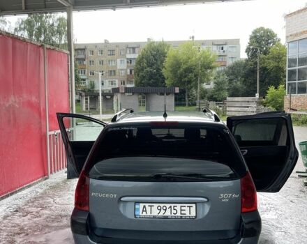 Сірий Пежо 307, об'ємом двигуна 1.6 л та пробігом 301 тис. км за 3600 $, фото 2 на Automoto.ua