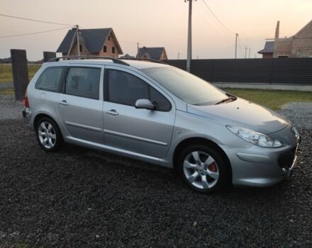 Серый Пежо 307, объемом двигателя 0 л и пробегом 250 тыс. км за 4204 $, фото 1 на Automoto.ua