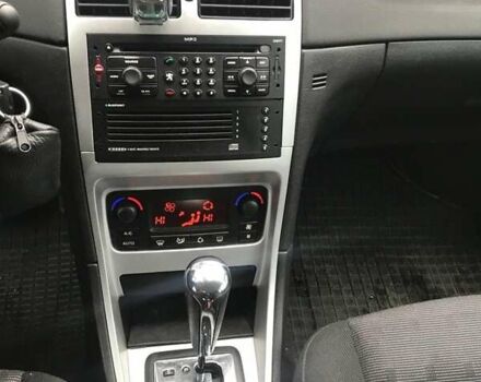 Сірий Пежо 307, об'ємом двигуна 1.59 л та пробігом 221 тис. км за 5500 $, фото 11 на Automoto.ua