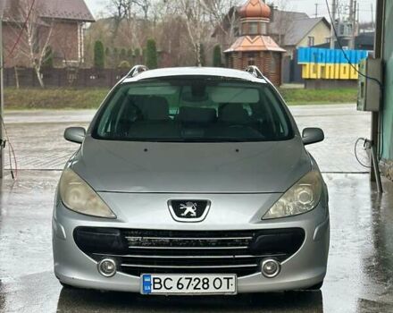 Серый Пежо 307, объемом двигателя 2 л и пробегом 265 тыс. км за 5000 $, фото 1 на Automoto.ua