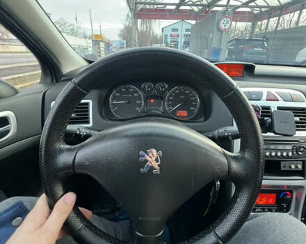 Серый Пежо 307, объемом двигателя 1.6 л и пробегом 242 тыс. км за 4800 $, фото 6 на Automoto.ua