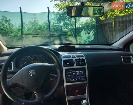 Серый Пежо 307, объемом двигателя 2 л и пробегом 287 тыс. км за 3500 $, фото 7 на Automoto.ua
