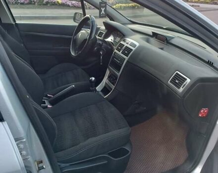 Сірий Пежо 307, об'ємом двигуна 1.59 л та пробігом 284 тис. км за 4300 $, фото 12 на Automoto.ua