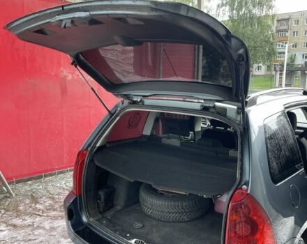 Сірий Пежо 307, об'ємом двигуна 1.6 л та пробігом 301 тис. км за 3600 $, фото 7 на Automoto.ua