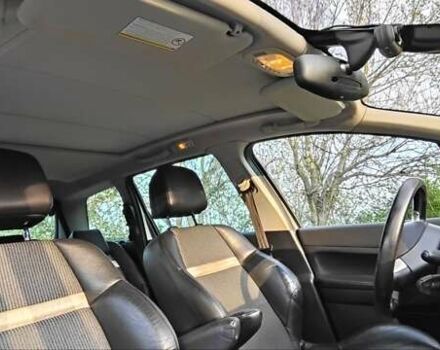 Серый Пежо 307, объемом двигателя 2 л и пробегом 290 тыс. км за 4700 $, фото 4 на Automoto.ua