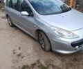 Серый Пежо 307, объемом двигателя 2 л и пробегом 222 тыс. км за 3000 $, фото 1 на Automoto.ua
