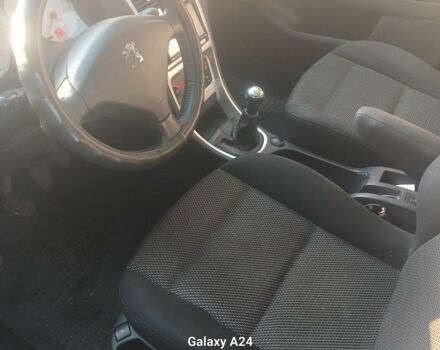 Сірий Пежо 307, об'ємом двигуна 1.6 л та пробігом 321 тис. км за 4400 $, фото 7 на Automoto.ua