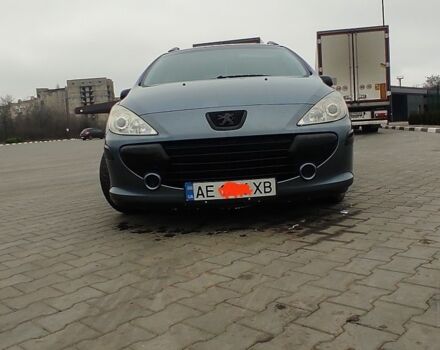 Серый Пежо 307, объемом двигателя 0 л и пробегом 337 тыс. км за 4100 $, фото 2 на Automoto.ua