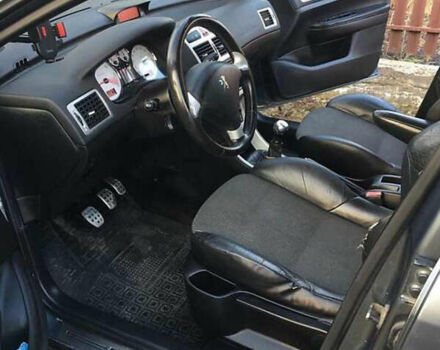 Сірий Пежо 307, об'ємом двигуна 1.6 л та пробігом 270 тис. км за 5000 $, фото 4 на Automoto.ua