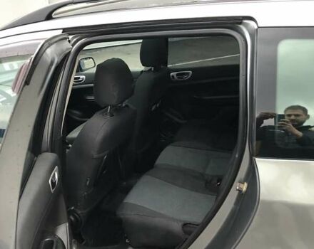 Серый Пежо 307, объемом двигателя 2 л и пробегом 216 тыс. км за 3200 $, фото 15 на Automoto.ua